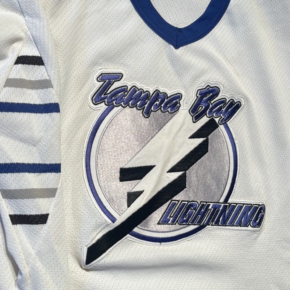 Tampa Bay Lightning CCM Jersey - Picture 3 of 4